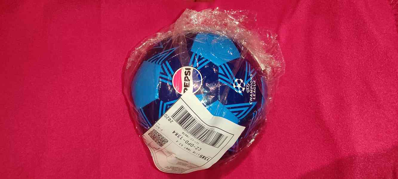 Fotbalový míč UEFA-CHAMPIONS LEAGUE-nový, nepoužitý.  - foto 2