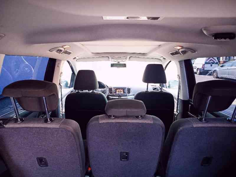 VOLKSWAGEN Sharan 1,4TSI Comfortline 110kw 7-míst - foto 23