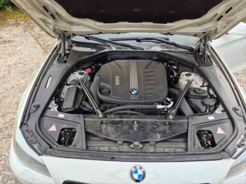 BMW Řada 5 3,0 530D XDRIVE - foto 5