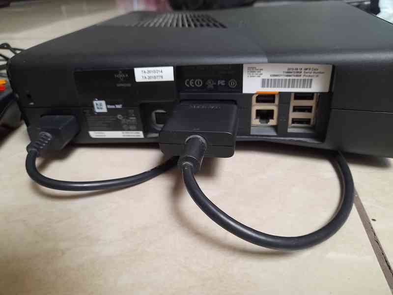 Xbox 360 Slim 250 GB - foto 6