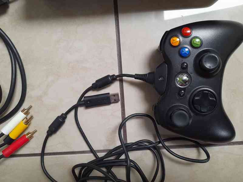 Xbox 360 Slim 250 GB - foto 2