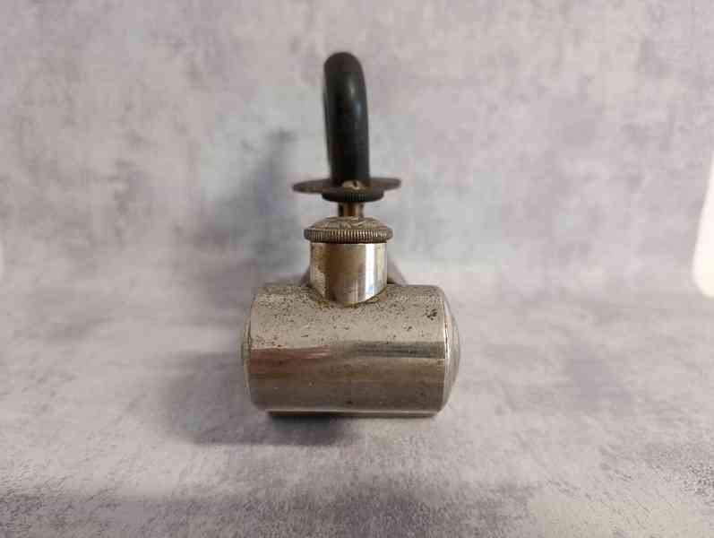 Velmi stará menší lihová žehlička OMEGA  - D.R.G.M - foto 8