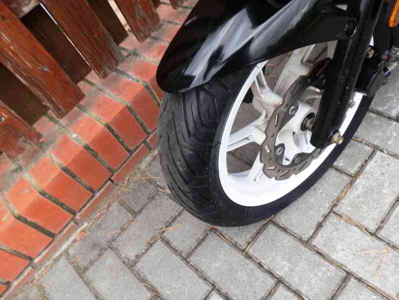 Kymco Super8 125ccm - foto 18