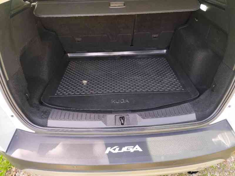Ford Kuga 1,6 Titanium - foto 5