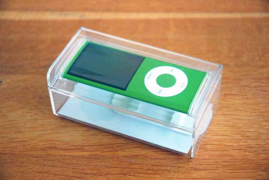 Apple iPod NANO 16 GB 4.generace - foto 7