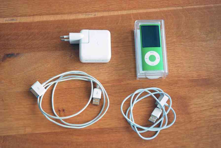 Apple iPod NANO 16 GB 4.generace - foto 2