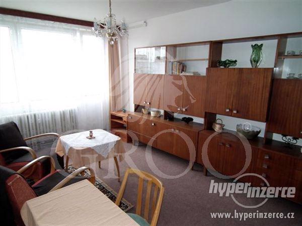 Zařízený 2+kk, 45 m2, u metra Skalka, Rubensova, Praha 10 - foto 1