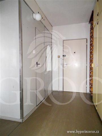 Zařízený 2+kk, 45 m2, u metra Skalka, Rubensova, Praha 10 - foto 10