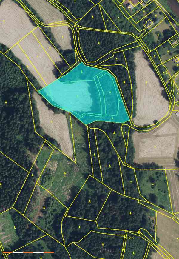 Prodej uceleného souboru pozemků v Suchovršicích - foto 4