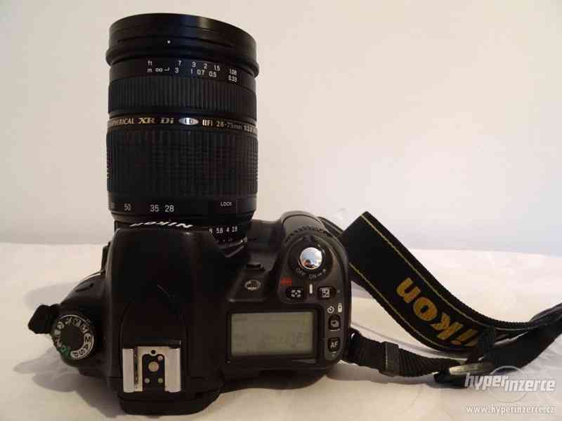 Foto sestava Nikon D80 + blesk + objektivy + příslušenství - foto 4