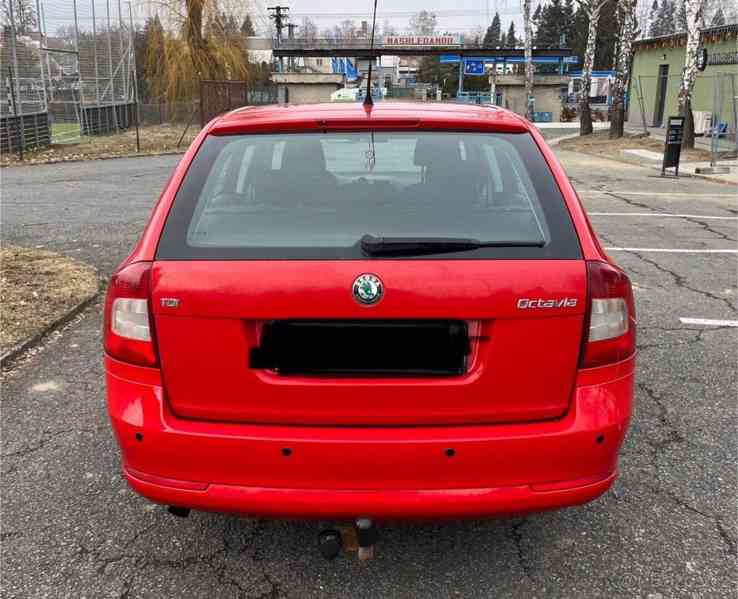 Škoda Octavia - foto 4