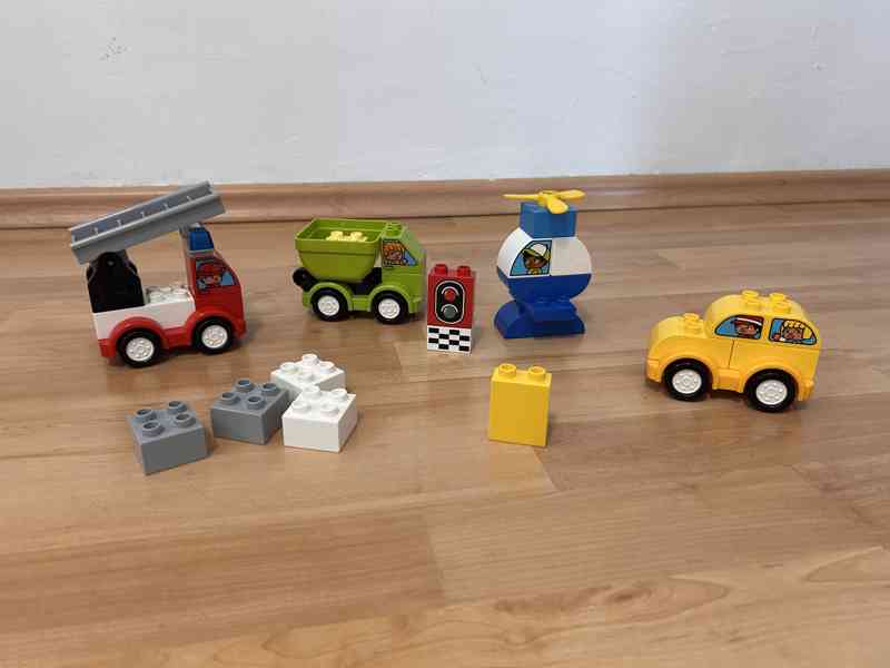 LEGO DUPLO (vrátane sady Máša a Medveď) - foto 8