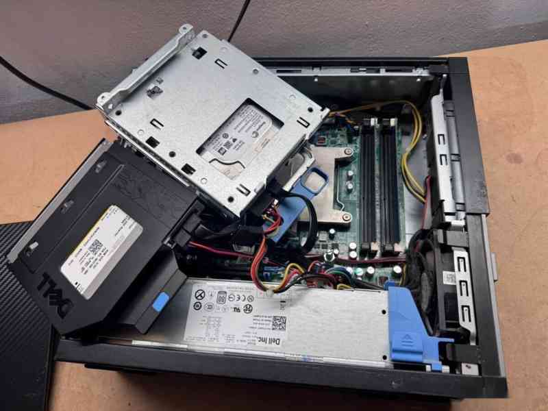 Predám počítač Dell 790 na diely alebo renováciu. - foto 6