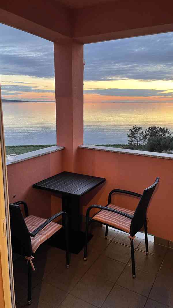 Povljana, Pag - apartment - 50m from see - foto 1