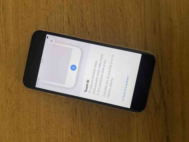 iPhone SE 2022 64 GB - Perfektní stav - foto 9