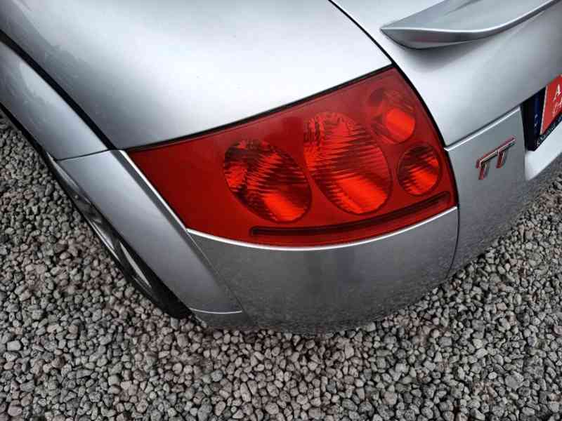 AUDI TT 1,8T Coupé 132KW - foto 15