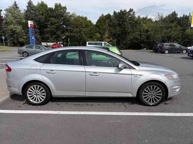 Ford Mondeo 1,6   118 kW (2013) 120 000 km - foto 19