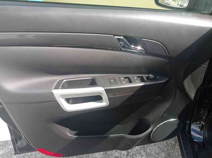 Opel Antara 2.2 CDTi 120kW/4x4/Výhřev - foto 10
