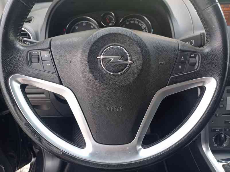 Opel Antara 2.2 CDTi 120kW/4x4/Výhřev - foto 23
