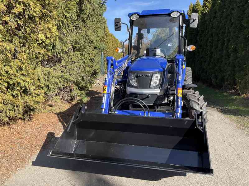 Traktor Lovol M254 o výkonu 25 koní s nakladačem - foto 10