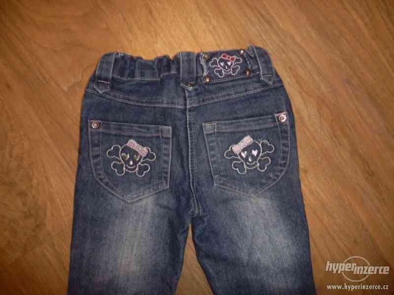 Džínové kalhoty s lebkami 2-3R-vel.98 - foto 4