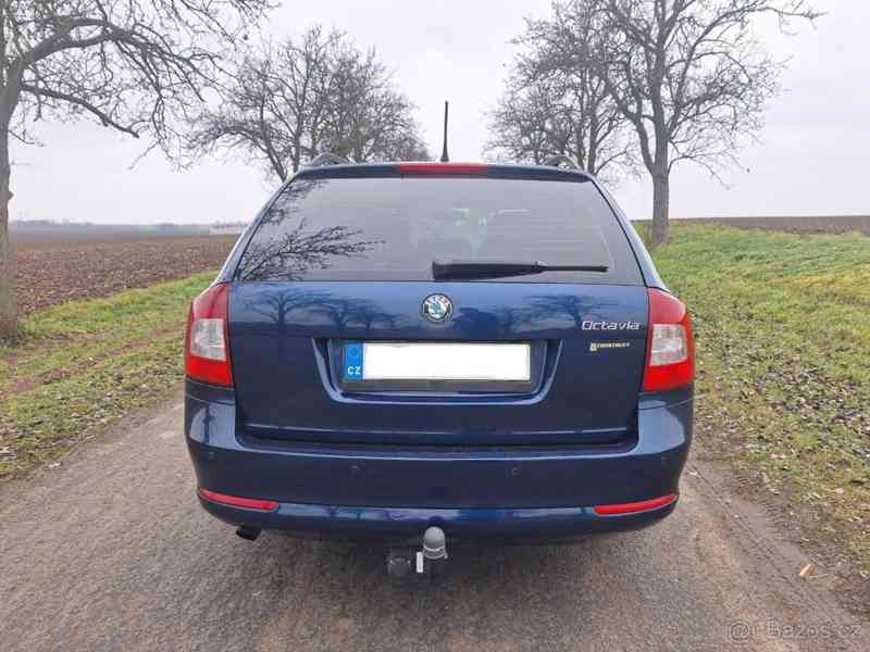 Škoda Octavia 1,6   2 2013, TDI 77KW - foto 14