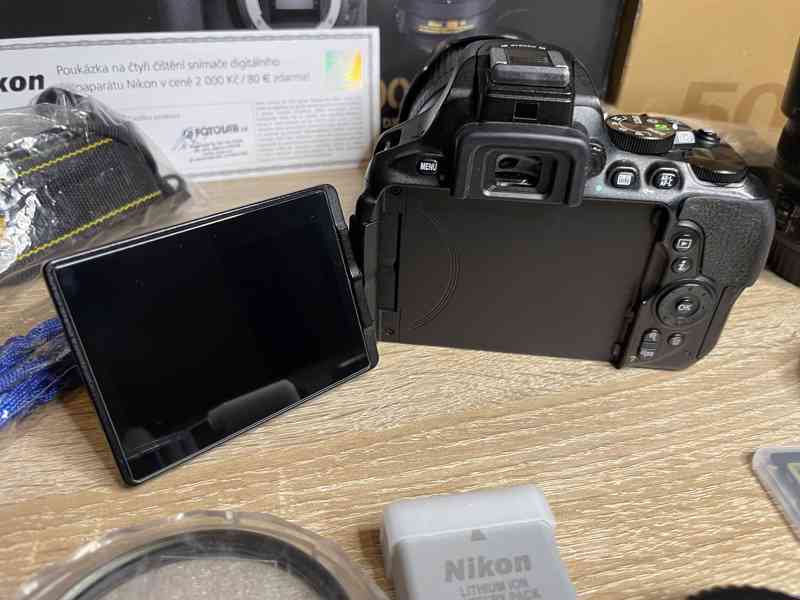 Nikon D5600 18-140mm + 50mm 1.8 - foto 4