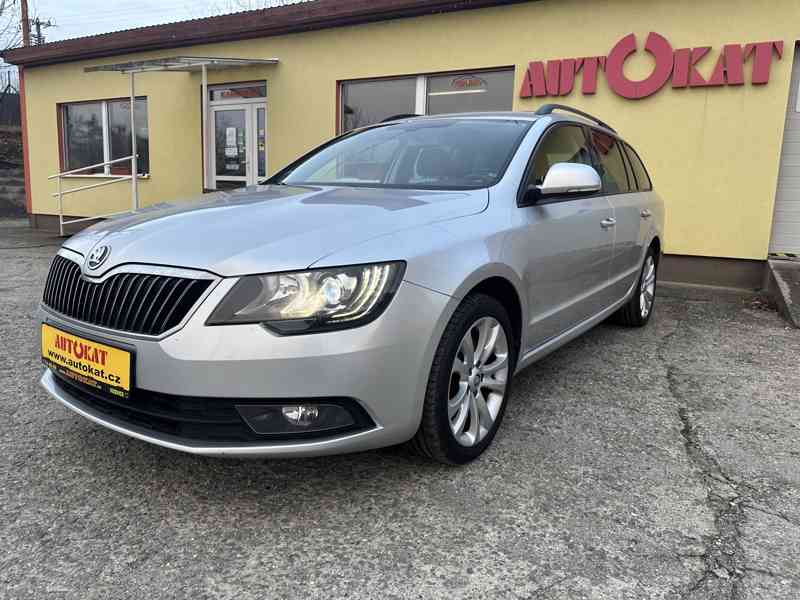 Škoda Superb 2.0 TDi 1MAJ/ČR/DPH/Výhřev - foto 7