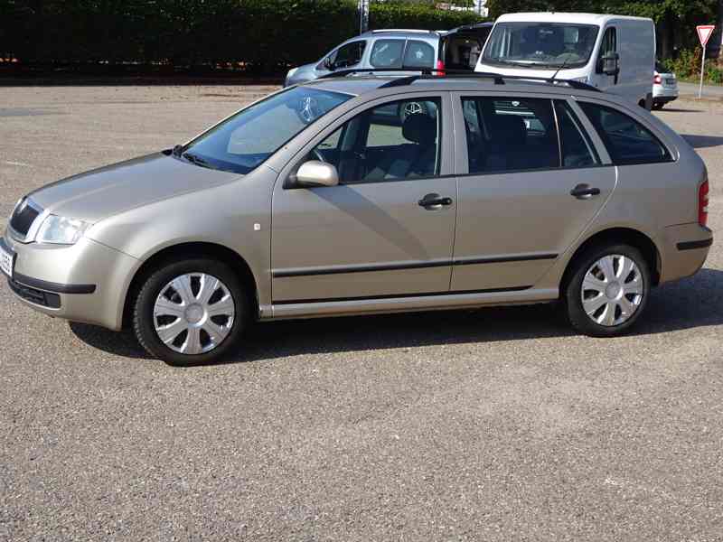 Škoda Fabia 1.9 SDI Combi r.v.2004 (STK:8/2026) - foto 3