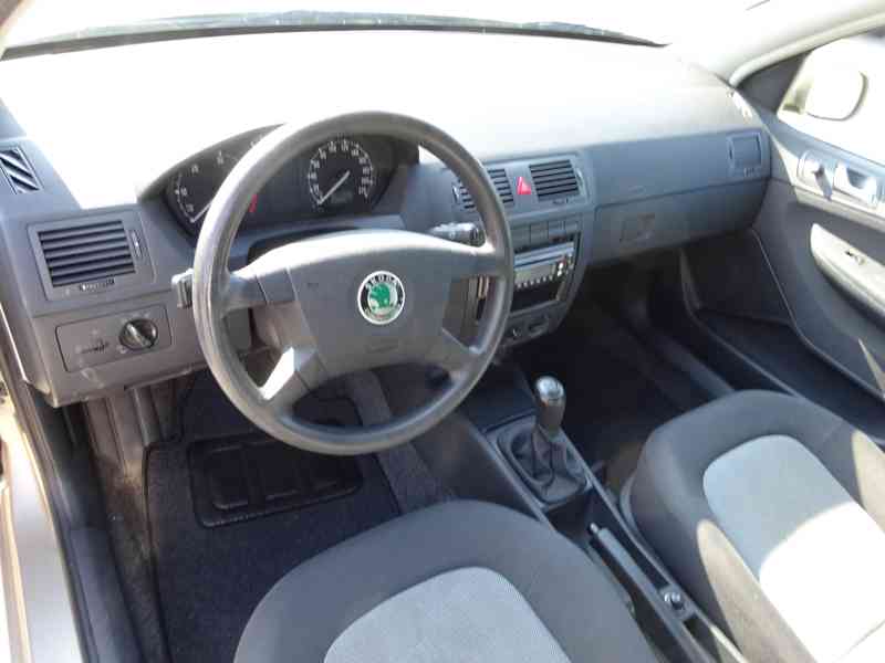 Škoda Fabia 1.9 SDI Combi r.v.2004 (STK:8/2026) - foto 5