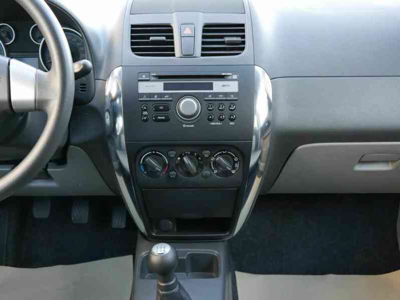Suzuki SX4 1.6 GLX 4x4 benzín - foto 5