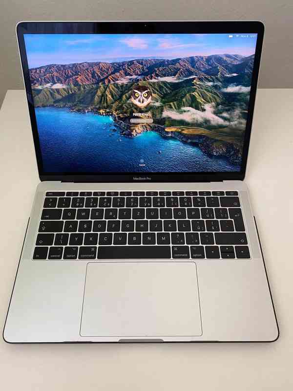 Apple MacBook Pro 13, 2.3 GHz, 256 GB, Silver (2017) + Magic - foto 2
