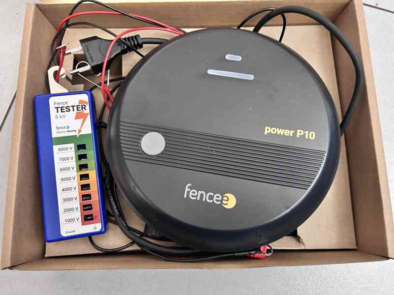 Zdroj pro elektrický ohradník Fencee power P10 - do 8 km - foto 4