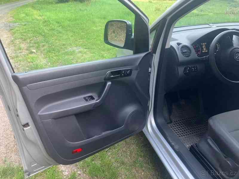 Volkswagen Caddy 1,6   TDI - foto 12