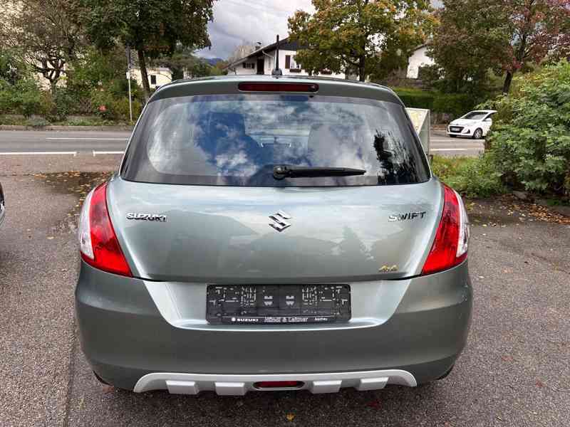 Suzuki Swift 1.2i Club 4x4 benzín 69kw - foto 5