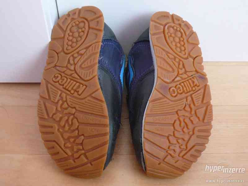 Sportovní boty Kiltec vel. 27 s nebarvící podrážkou - foto 3