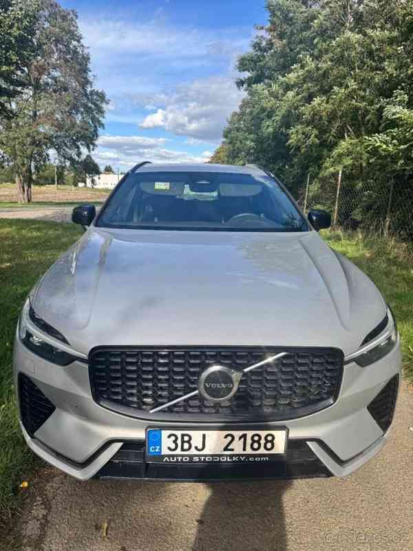 Volvo XC60 B4 D PLUS DARK - foto 3