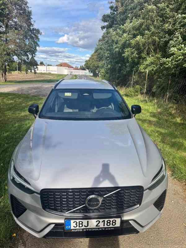 Volvo XC60 B4 D PLUS DARK - foto 1