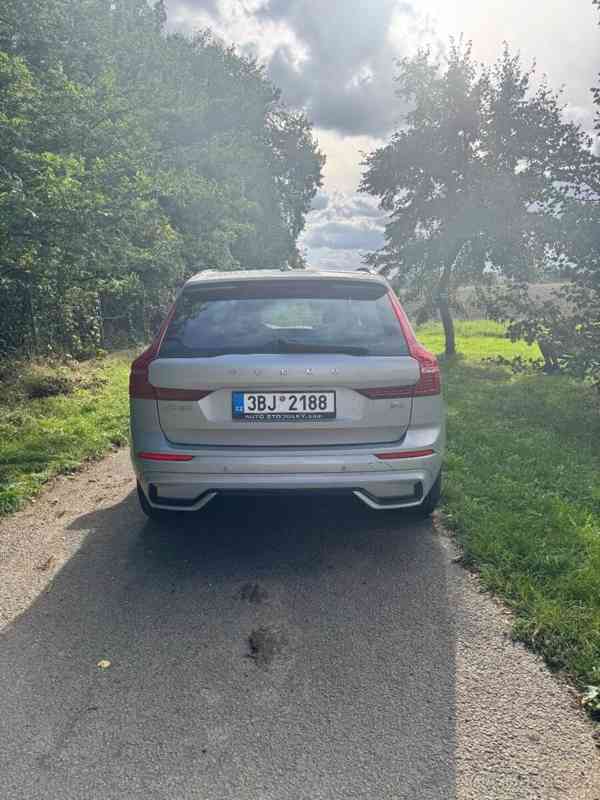 Volvo XC60 B4 D PLUS DARK - foto 18