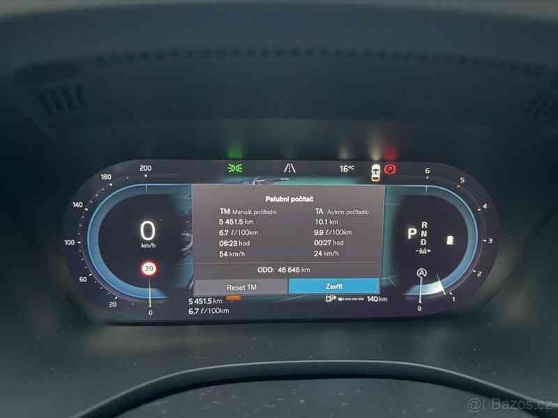 Volvo XC60 B4 D PLUS DARK - foto 8