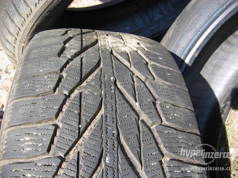 Prodám tři pneu Nokian 225/55 R18 - foto 4