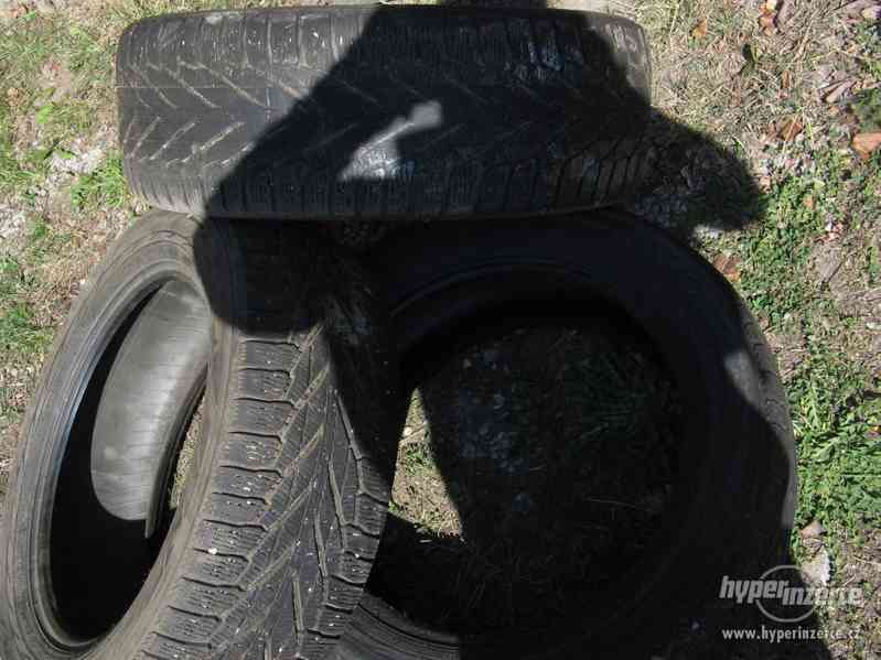 Prodám tři pneu Nokian 225/55 R18 - foto 5