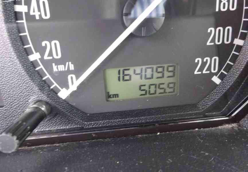 Škoda Fabia 1.9 SDI Combi r.v.2003 (STK82028) - foto 10