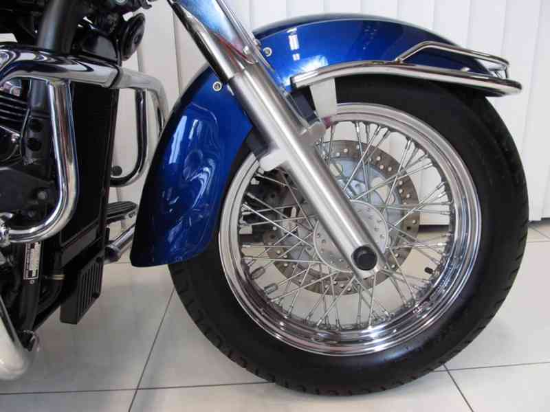 Kawasaki VN 900 Classic - foto 7