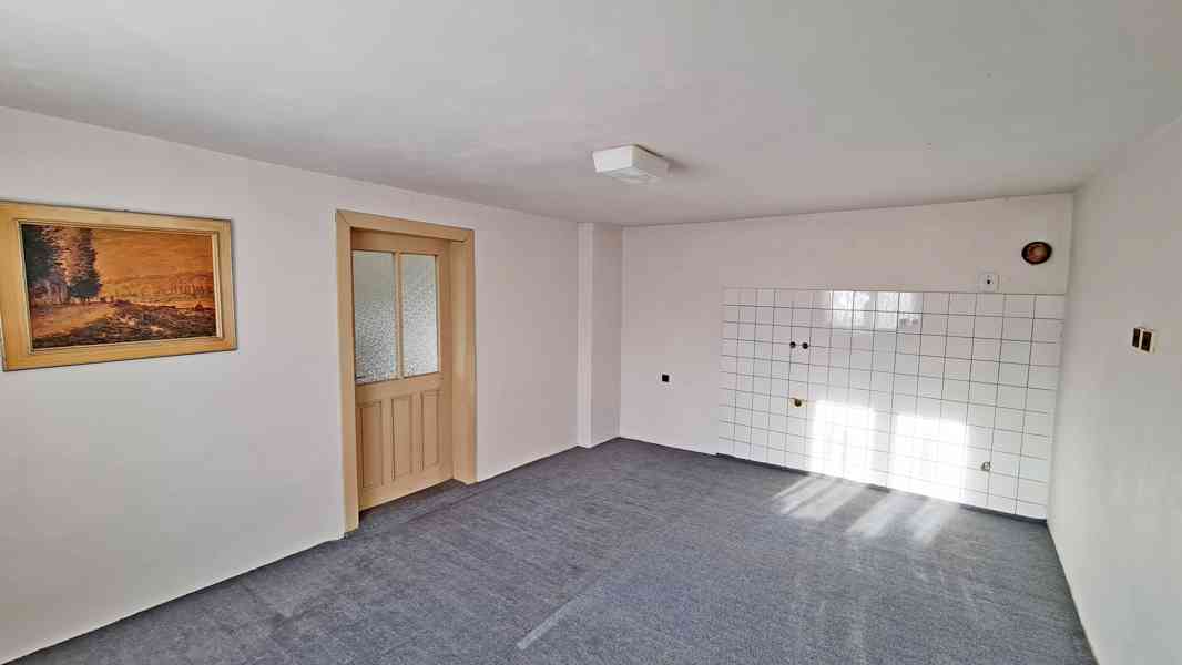 Prodej slunného domu 200 m2 s pozemkem 1033 m2 v Přemyslovic - foto 10