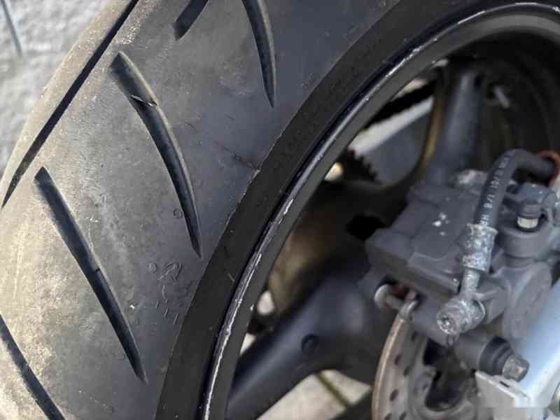 Honda CB Hornet 600 2002 - foto 9