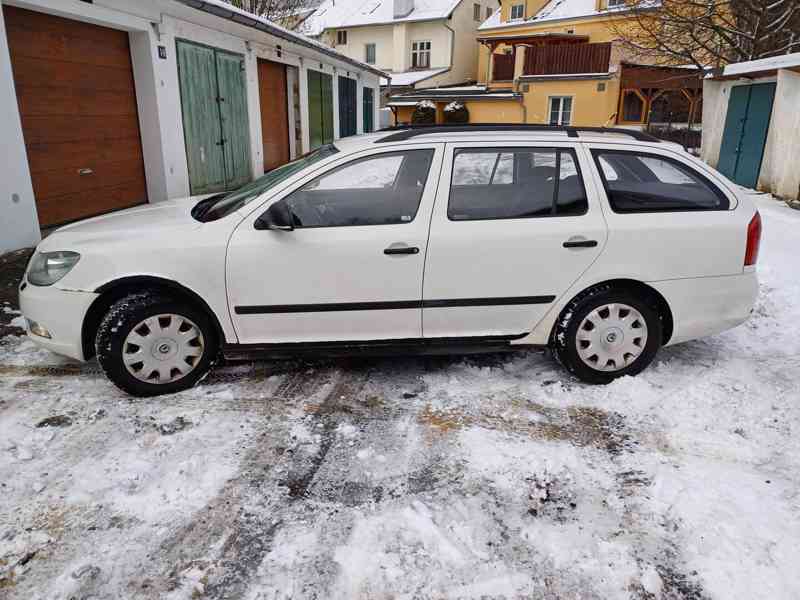 Škoda Octavia combi 1,6 TDi 2011 - foto 3