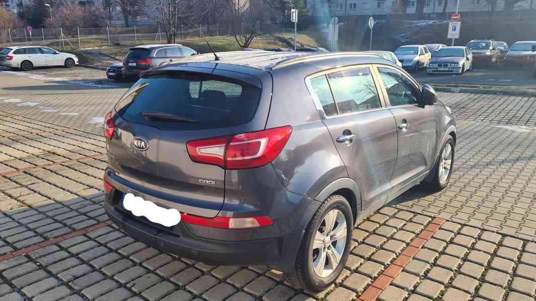 Kia Sportage 3 AWD 2010 2.0 CRDi 100kW - foto 2