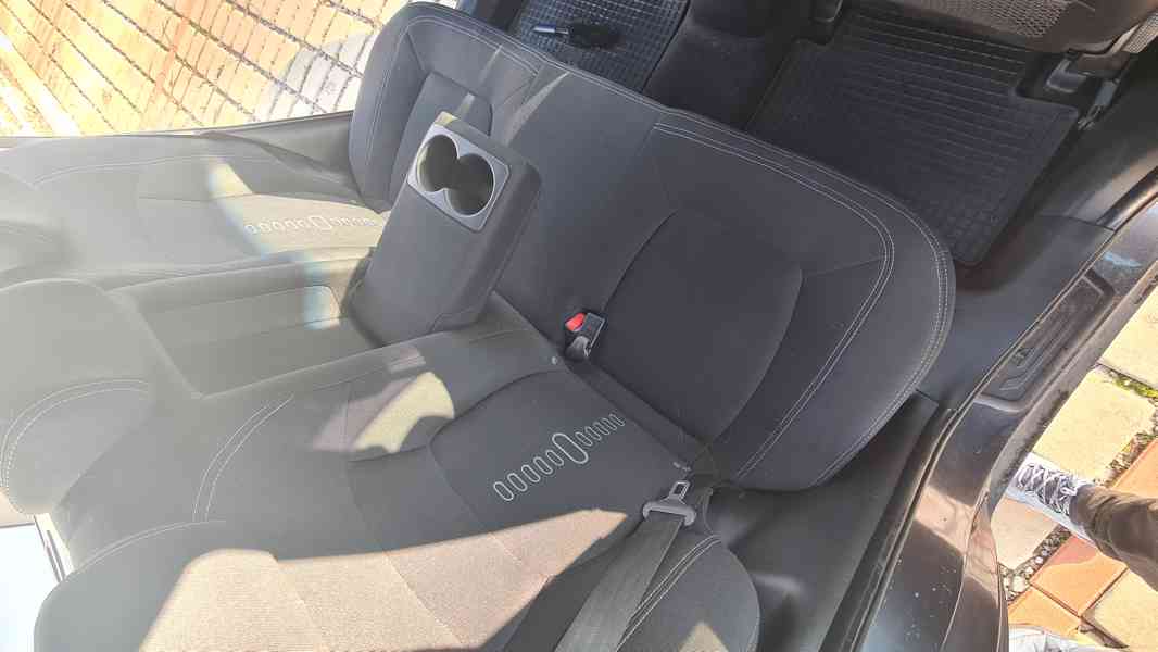 Kia Sportage 3 AWD 2010 2.0 CRDi 100kW - foto 6