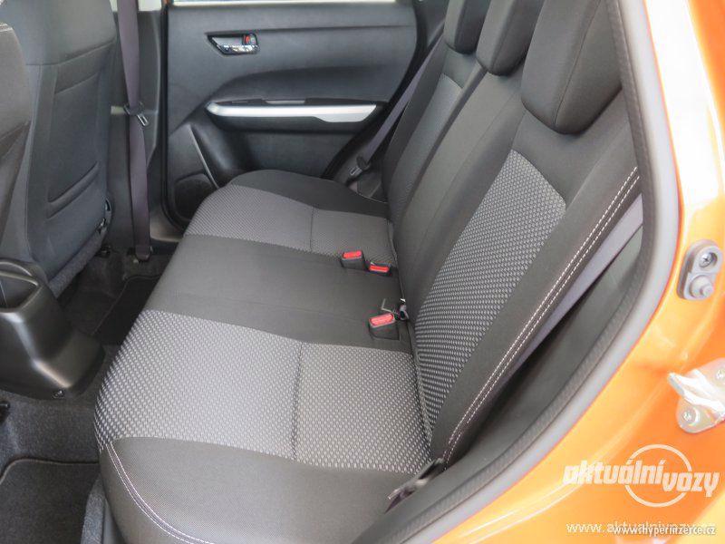 Suzuki Vitara 1.6, benzín, rok 2018 - foto 12